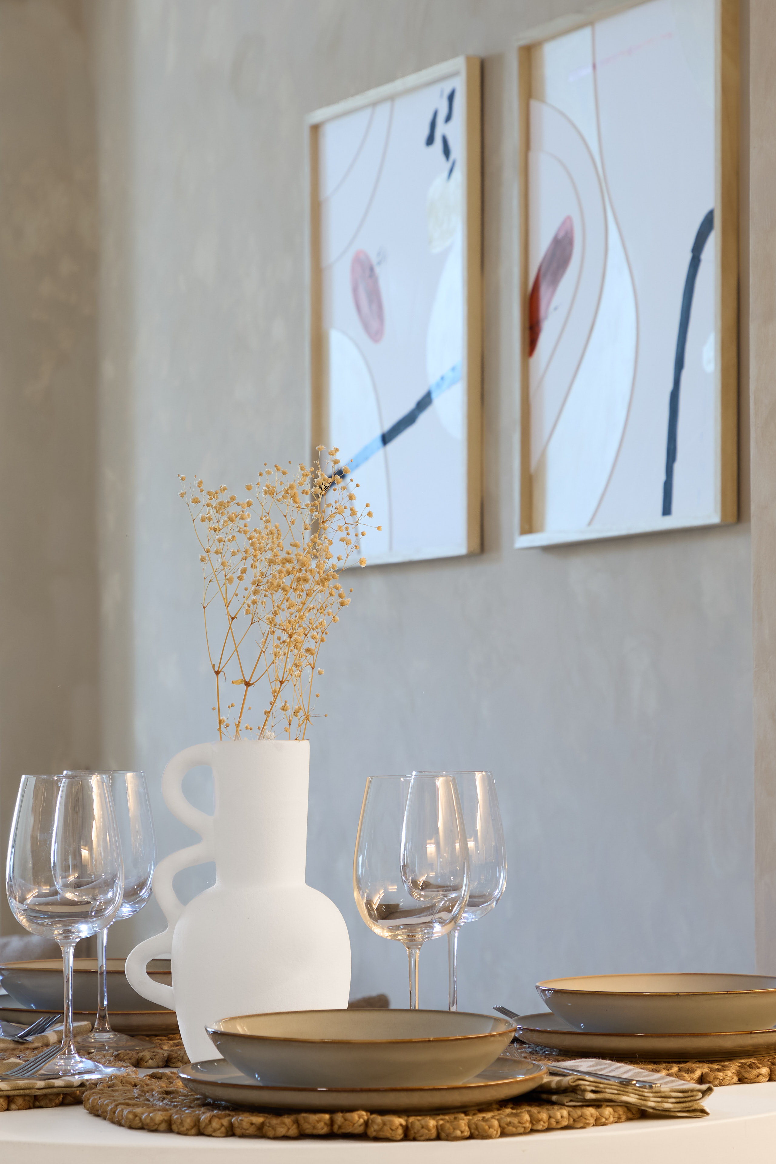 Dining setting at Casa Wanda prepared for a relaxed Mediterranean stay